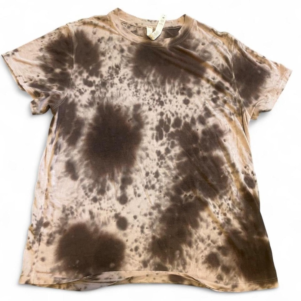 Lululemon tie-dye top in brown and beige, size 4.  Athletic Wear
